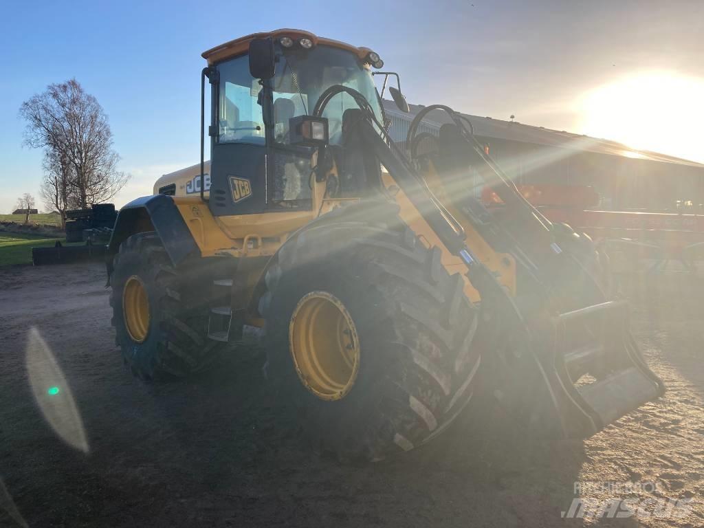JCB 426E AGRI Chargeuse sur pneus