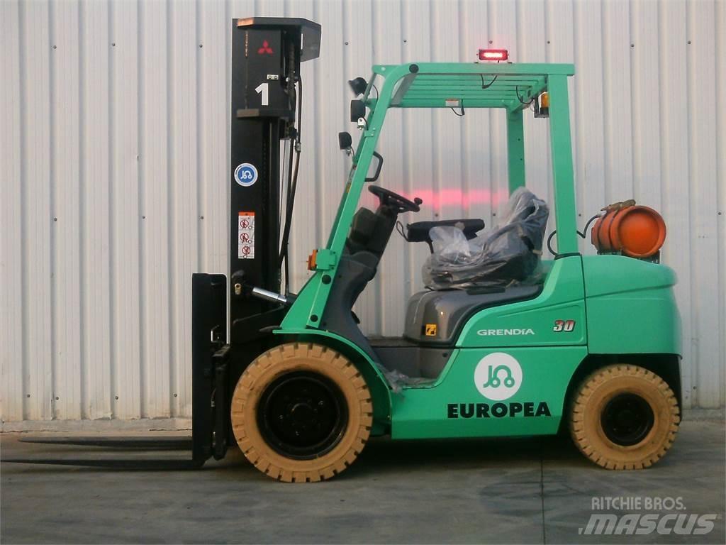 Mitsubishi FG30NTD Chariots GPL