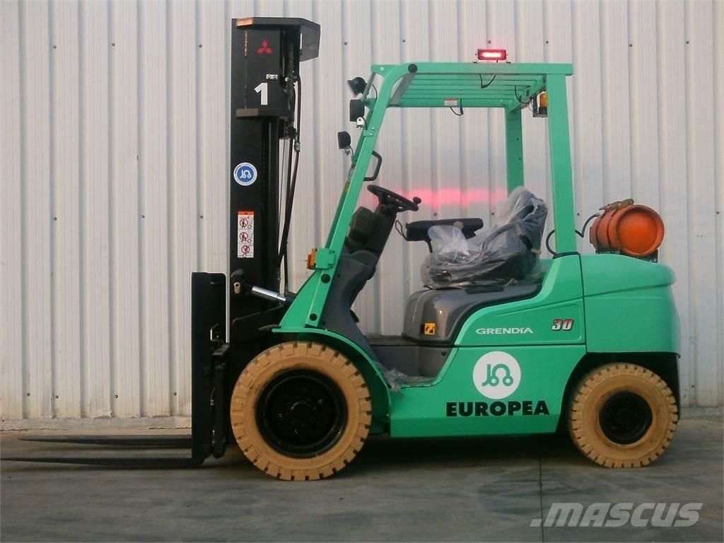 Mitsubishi FG30NTD Chariots GPL