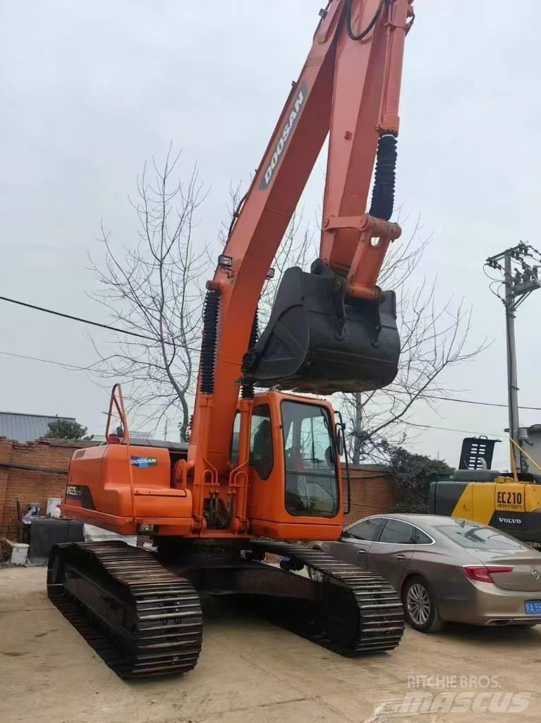 Doosan 225-7 Pelle sur chenilles