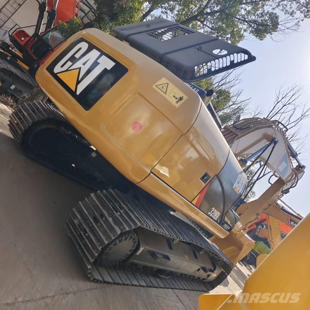 CAT 320 D L Pelle sur chenilles