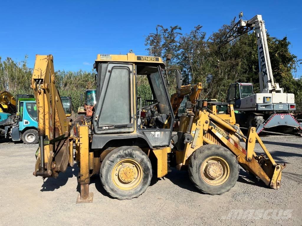 Venieri 2.23 Tractopelle