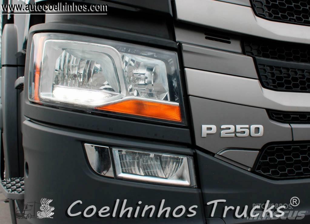 Scania P 250 Camion à rideaux coulissants (PLSC)