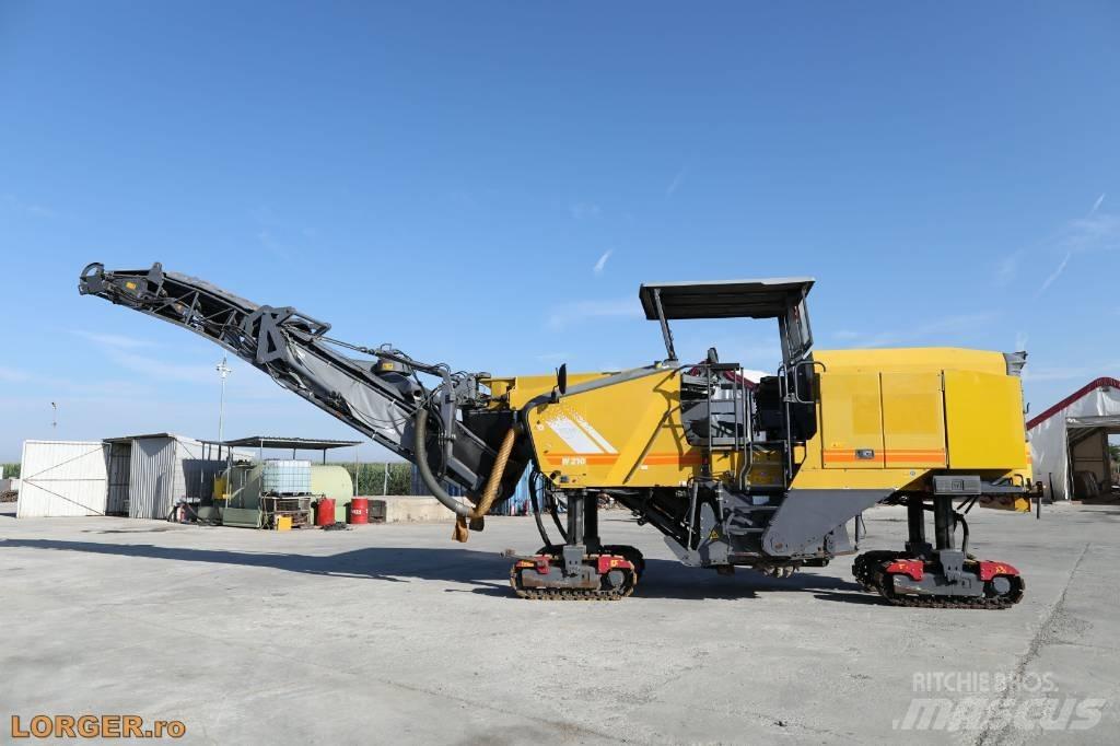 Wirtgen W 210 Fraiseuse à froid