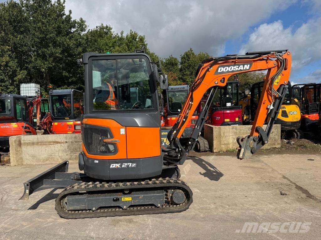 Doosan DX27Z-7 Mini pelle < 7t