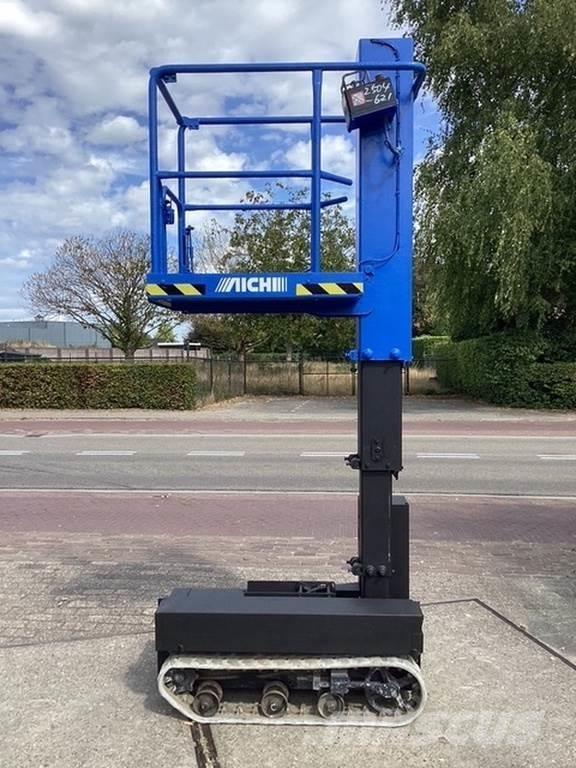 Aichi RM04B Autre nacelle élévatrice