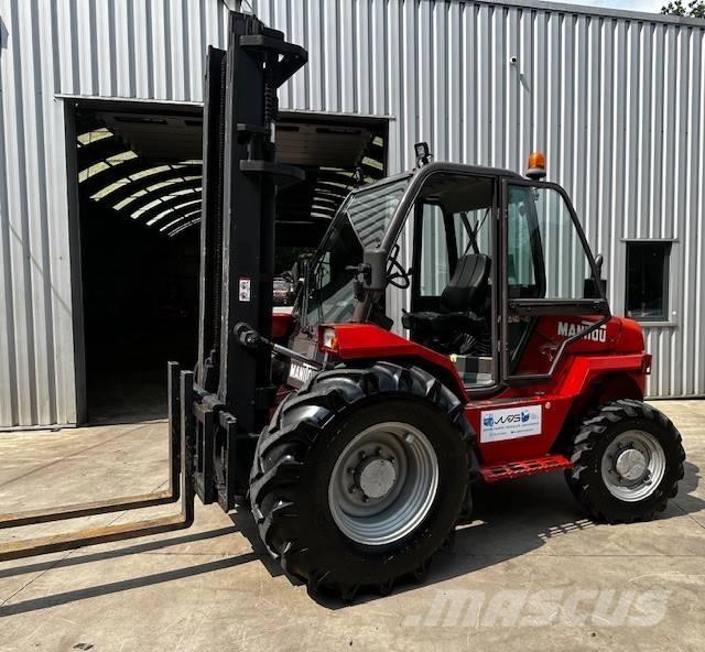 Manitou M 30.4 Chariot tout terrain