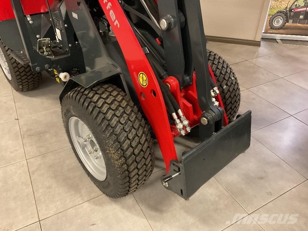 Schäffer 1622 FE Chargeuse multifonction