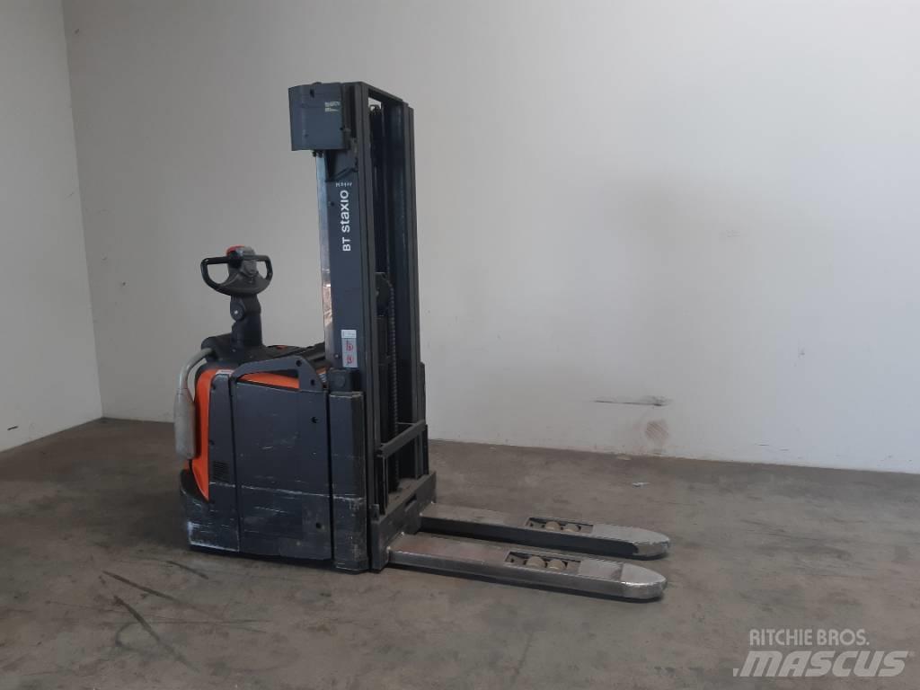 BT SPE 160 L Gerbeur accompagnant