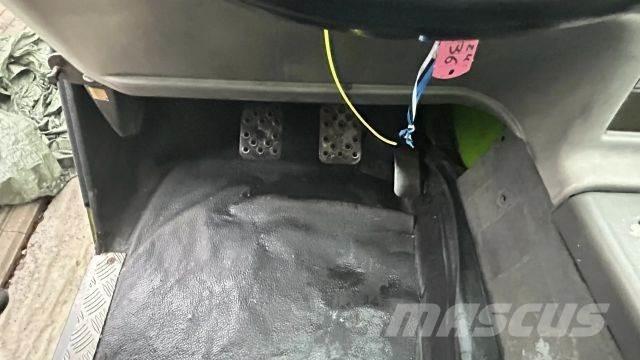 Merlo P32.12EVS Chariot télescopique