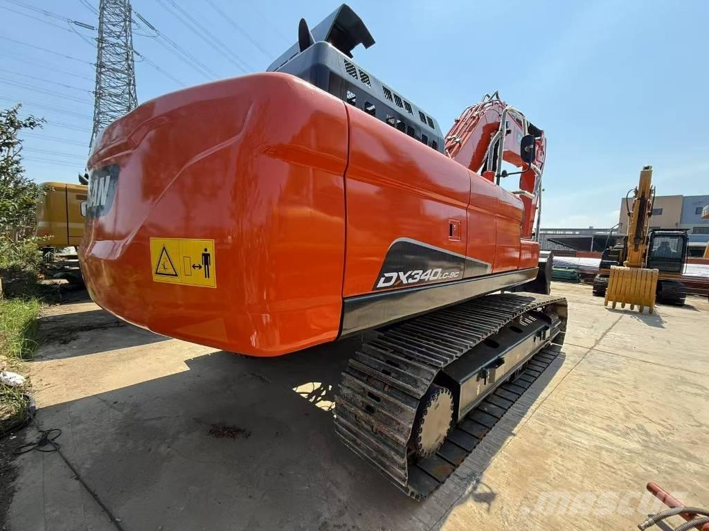 Doosan DX 340 Pelle sur chenilles