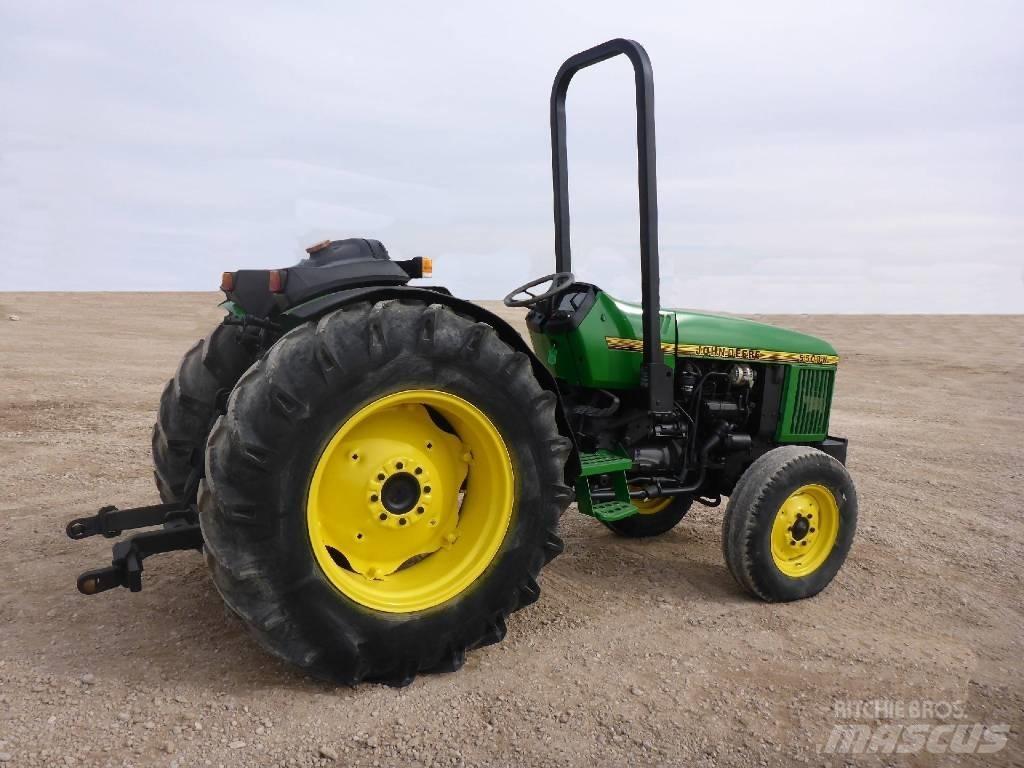 John Deere 5500N Tracteur