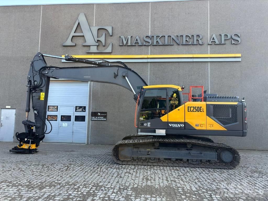 Volvo EC 250 EL Pelle sur chenilles