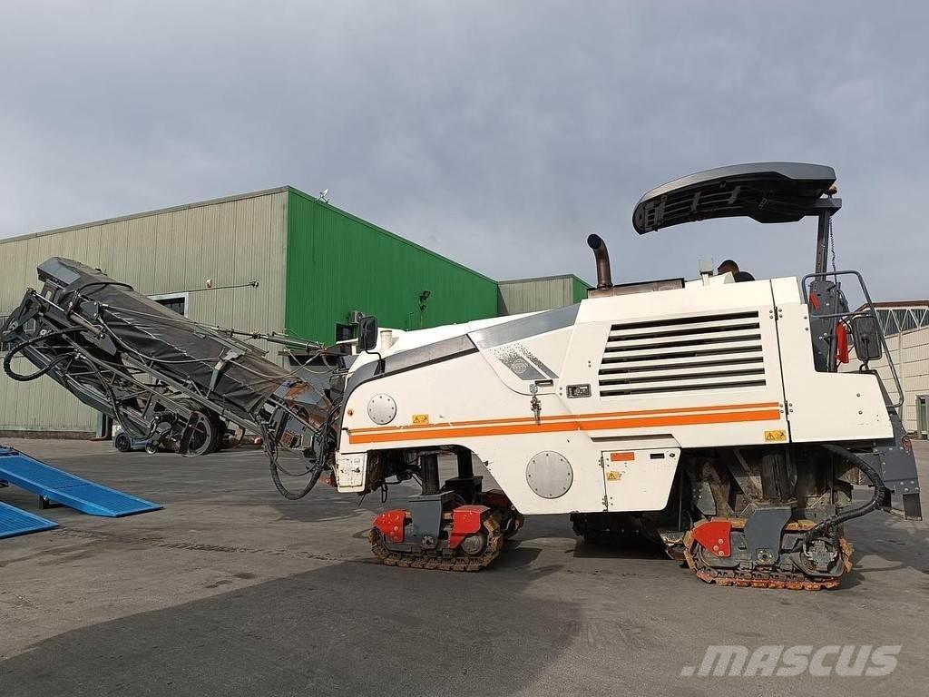 Wirtgen W100 F Hélicoptère pour béton