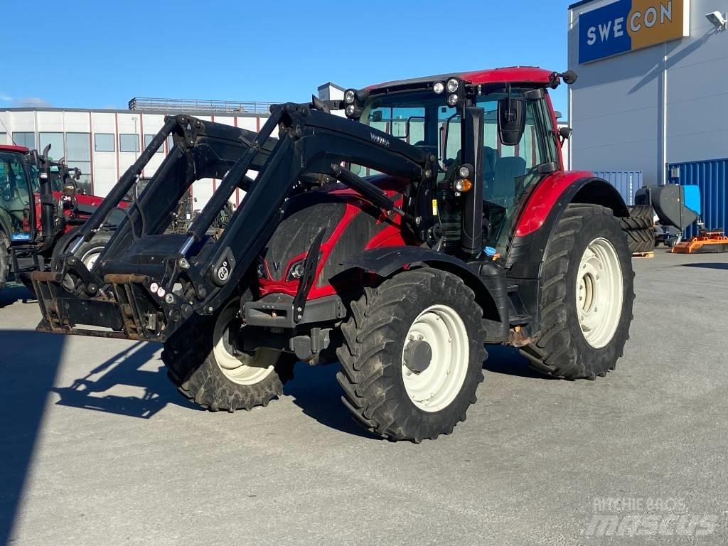 Valtra N124 HITECH 5 Tracteur