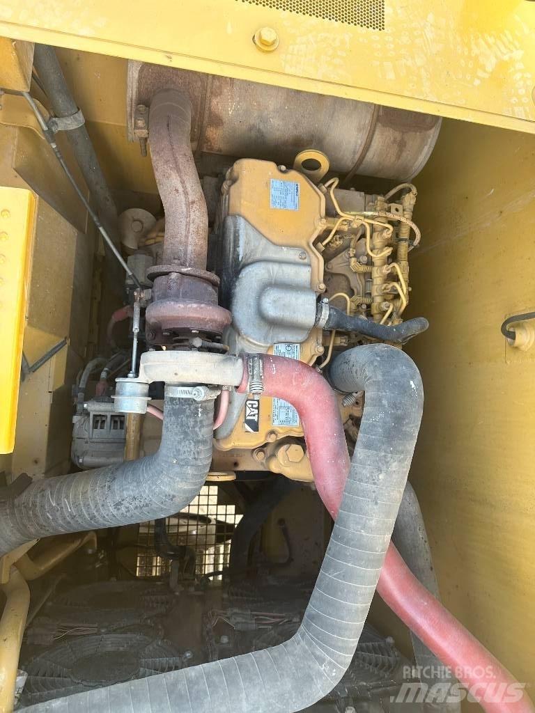 CAT 320 GC Pelle sur chenilles