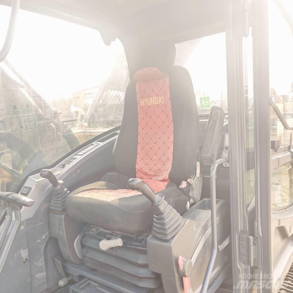 Hyundai R220LC-9S Pelle sur chenilles