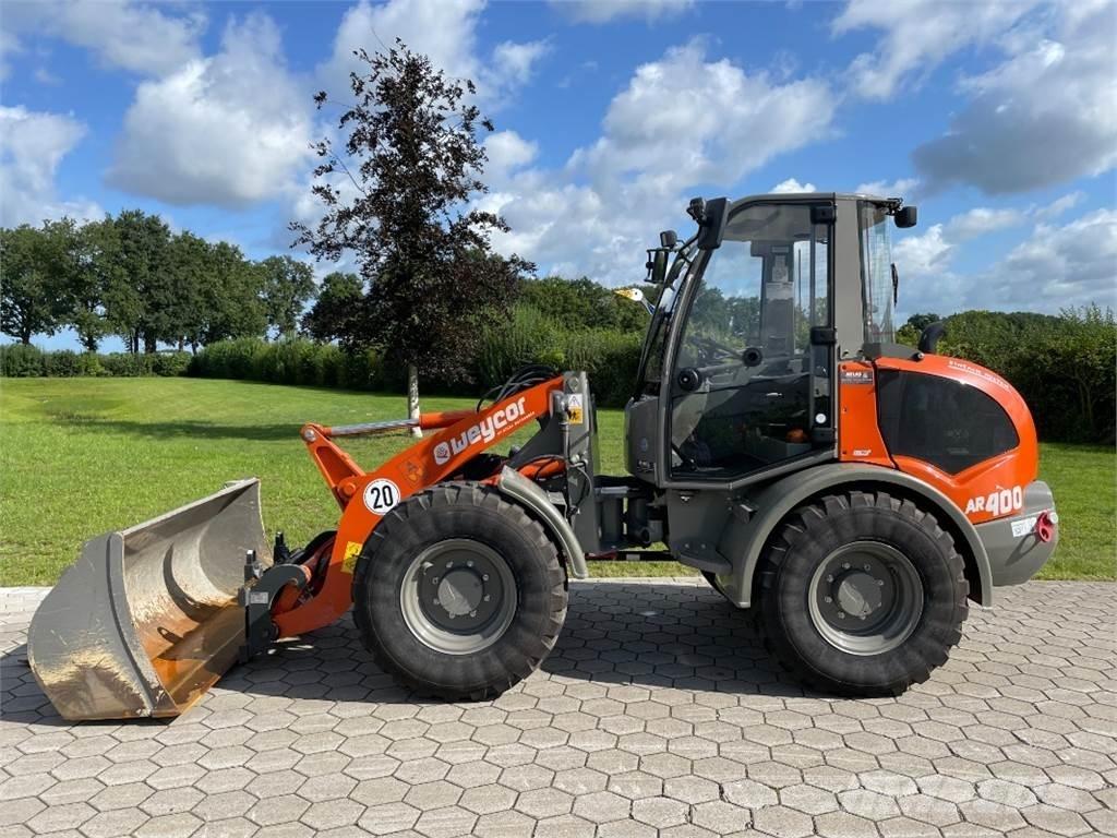 Atlas AR400 Chargeuse sur pneus