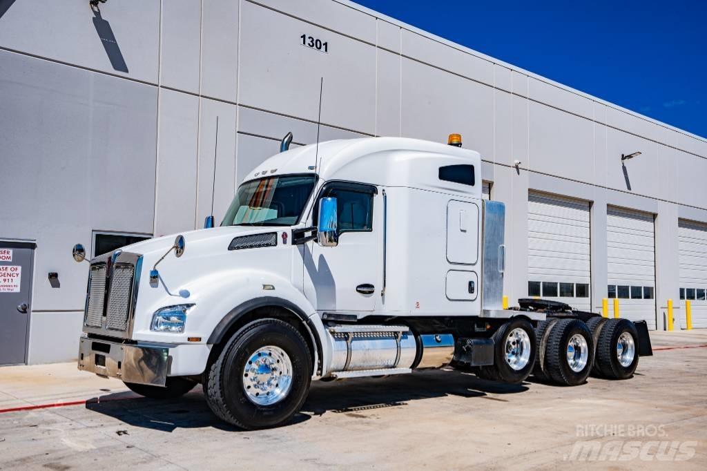Kenworth T 880 Tracteur routier