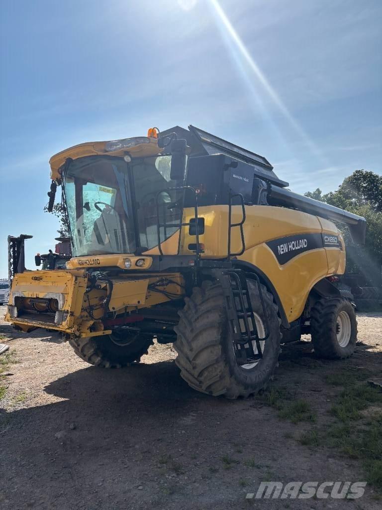 New Holland CX 860 Moissonneuse batteuse