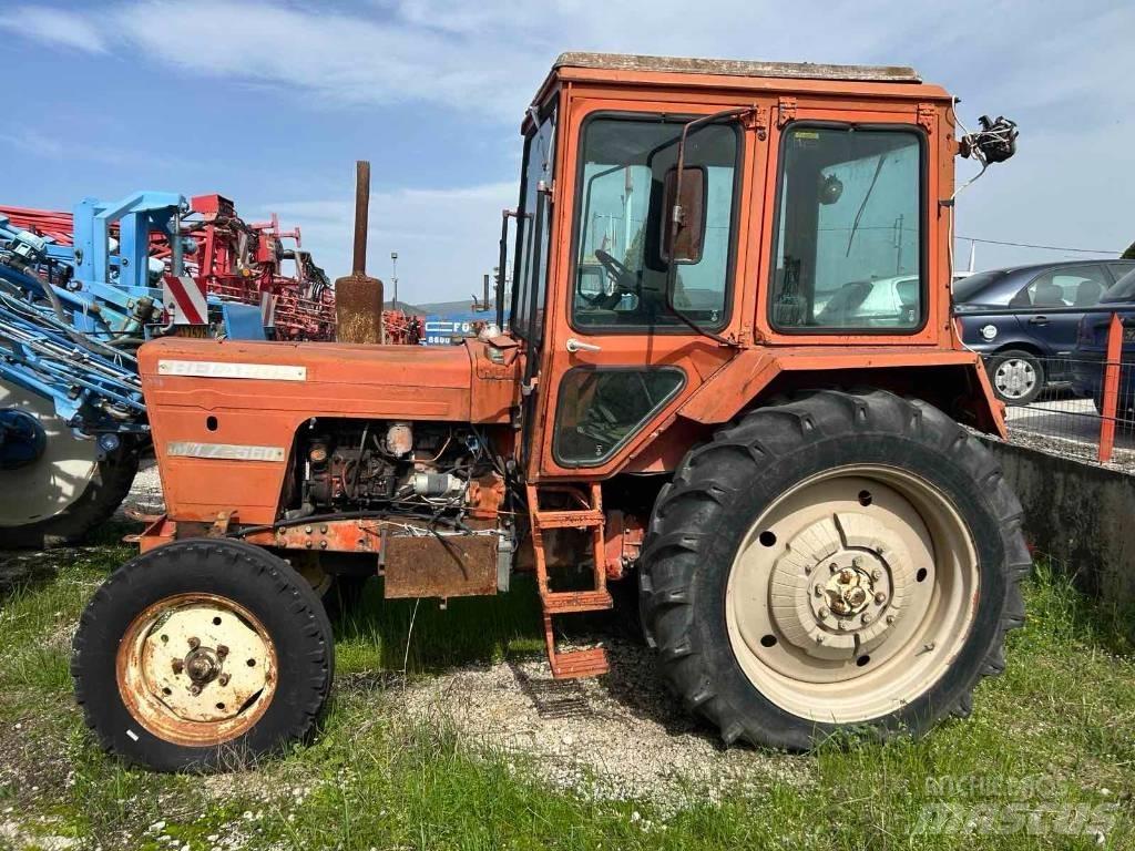 Belarus MTZ 560 Tracteur