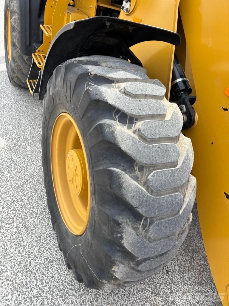 CAT 918 M Chargeuse sur pneus