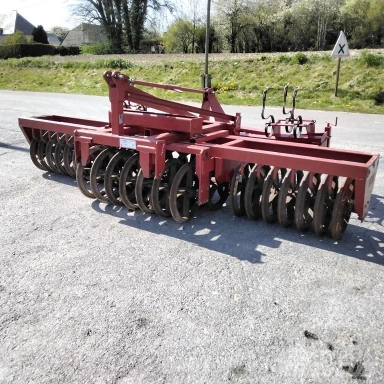 Techmagri MT 40 M66 Autres outils de préparation du sol