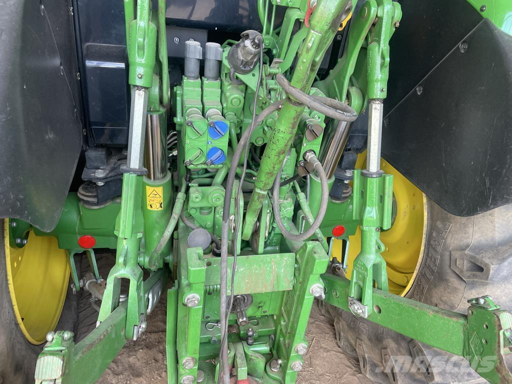 John Deere 6110M Tracteur