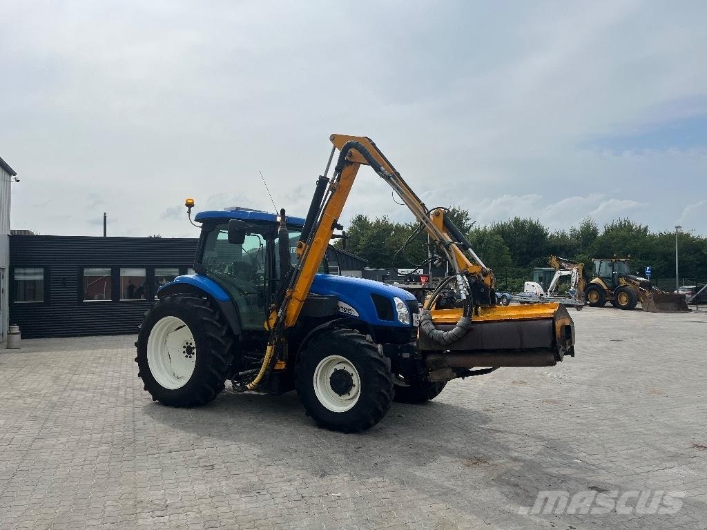 New Holland TS 115 A Tracteur