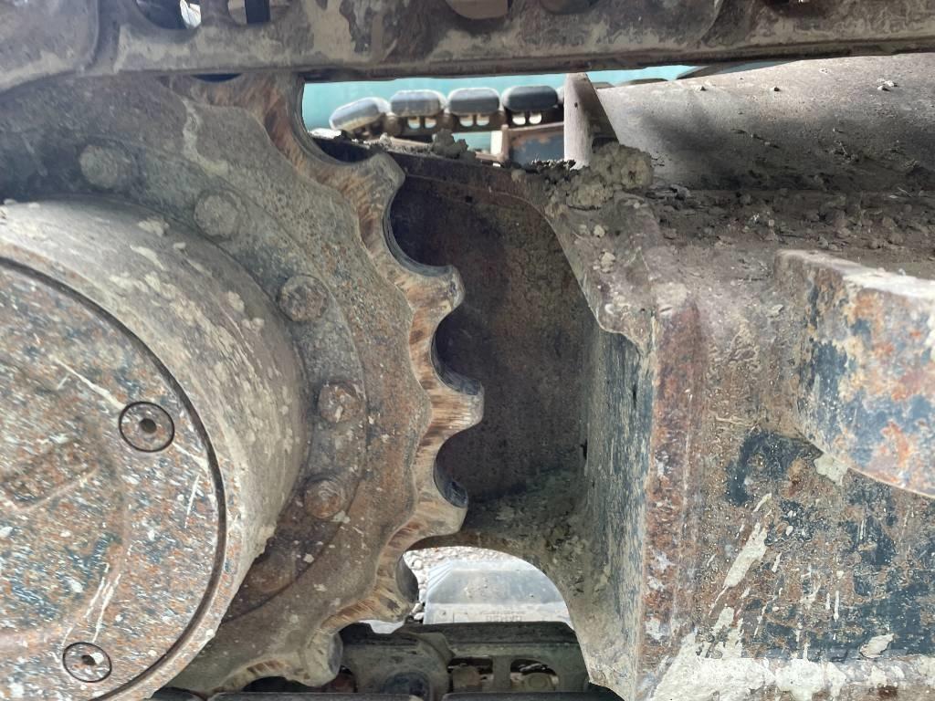 Komatsu PC 80 MR-5E0 Mini pelle 7t-12t