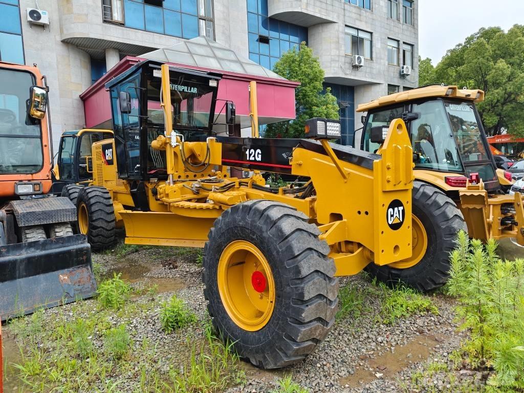 CAT 12 G Niveleuse
