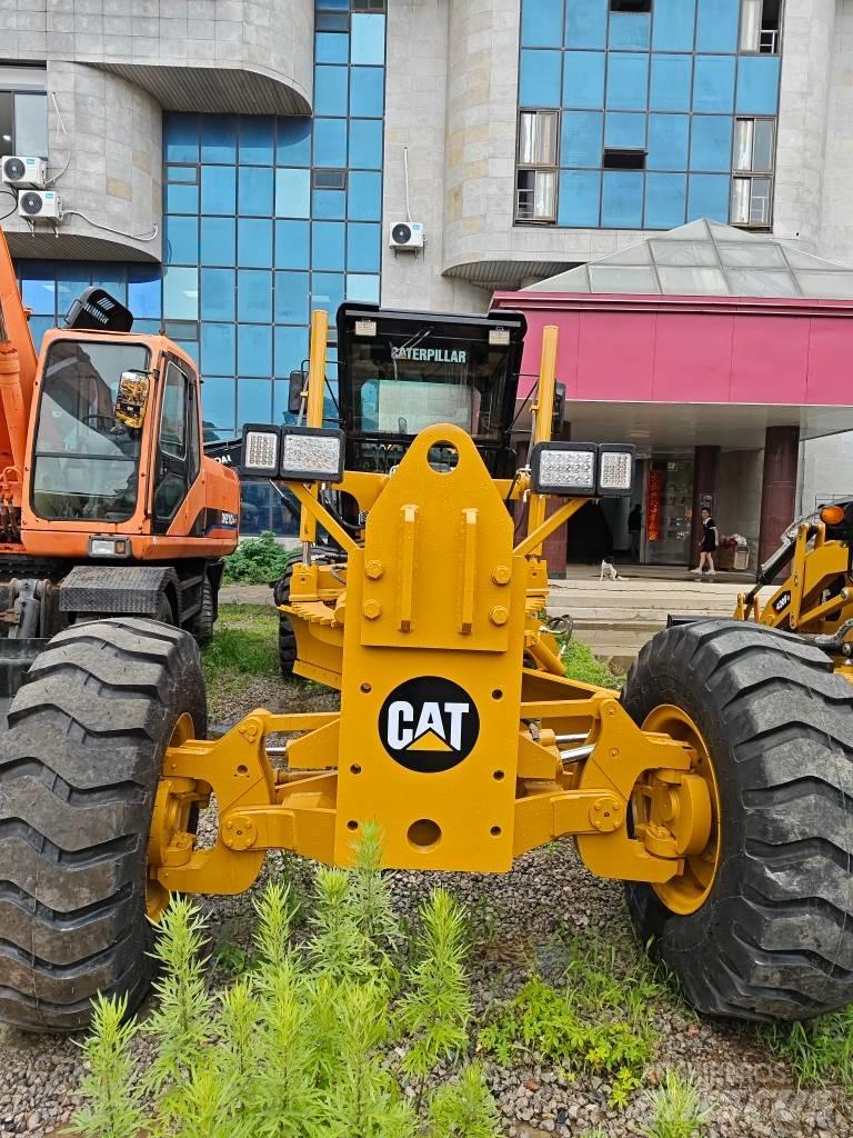 CAT 12 G Niveleuse