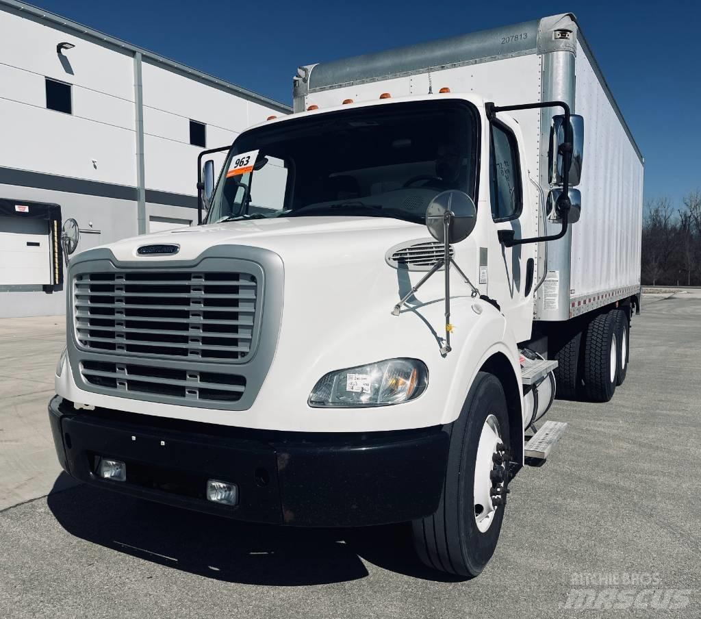 Freightliner M 106 Camion Fourgon
