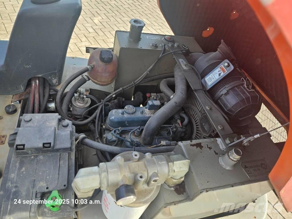 Ausa D 120 AH G Mini tombereau