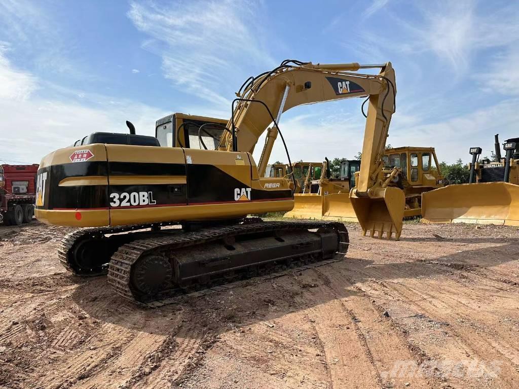 CAT 320 B Pelle sur chenilles