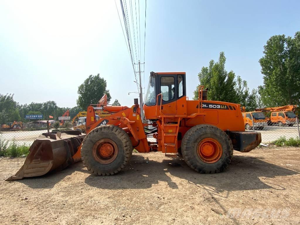 Doosan DL503 Chargeuse sur pneus