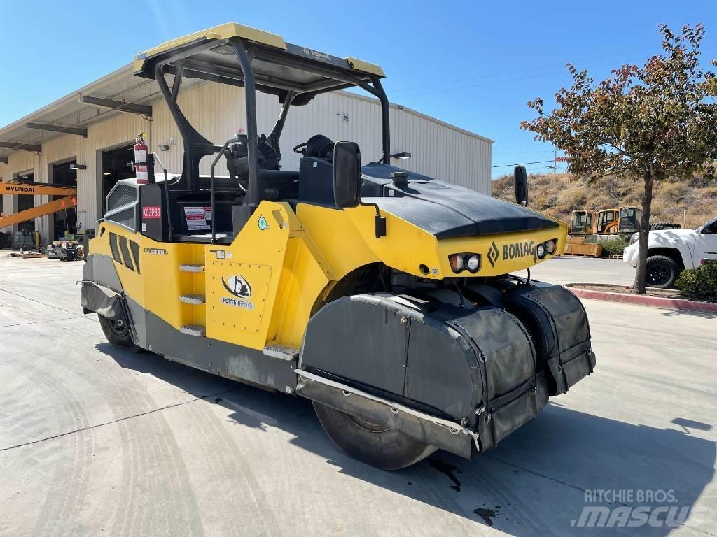 Bomag BW28RH Rouleaux à pneumatiques