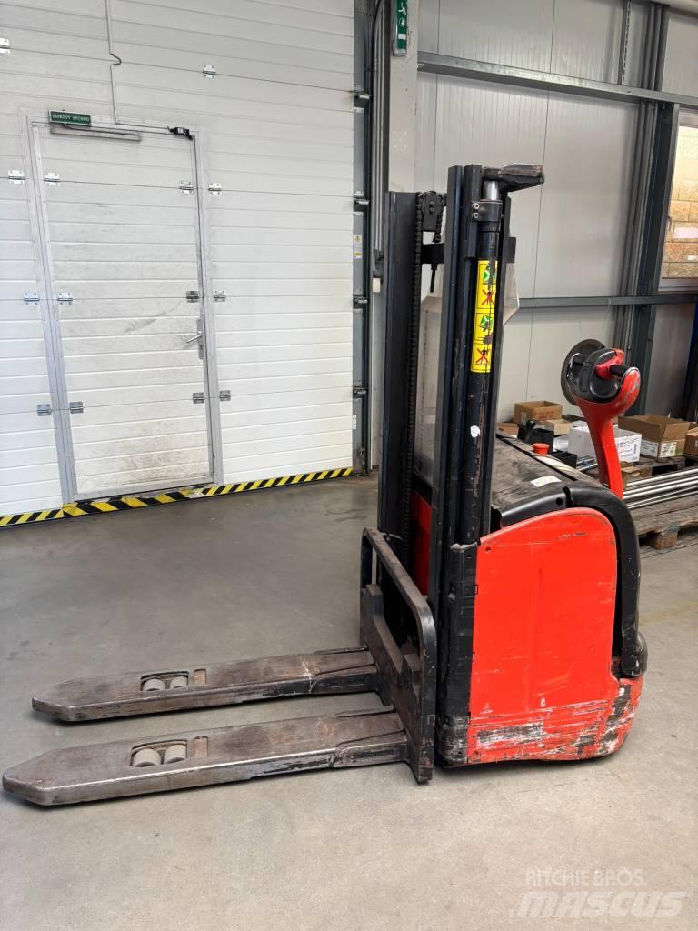 Linde L16 Gerbeur accompagnant
