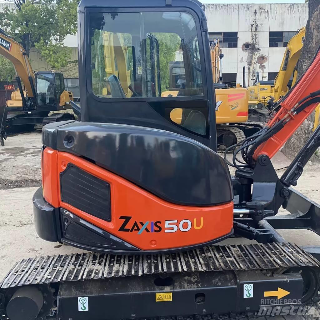 Hitachi ZX 50 U Mini pelle < 7t