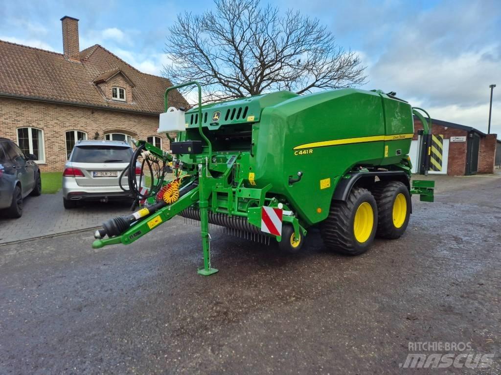 John Deere C441R Presse à balle ronde