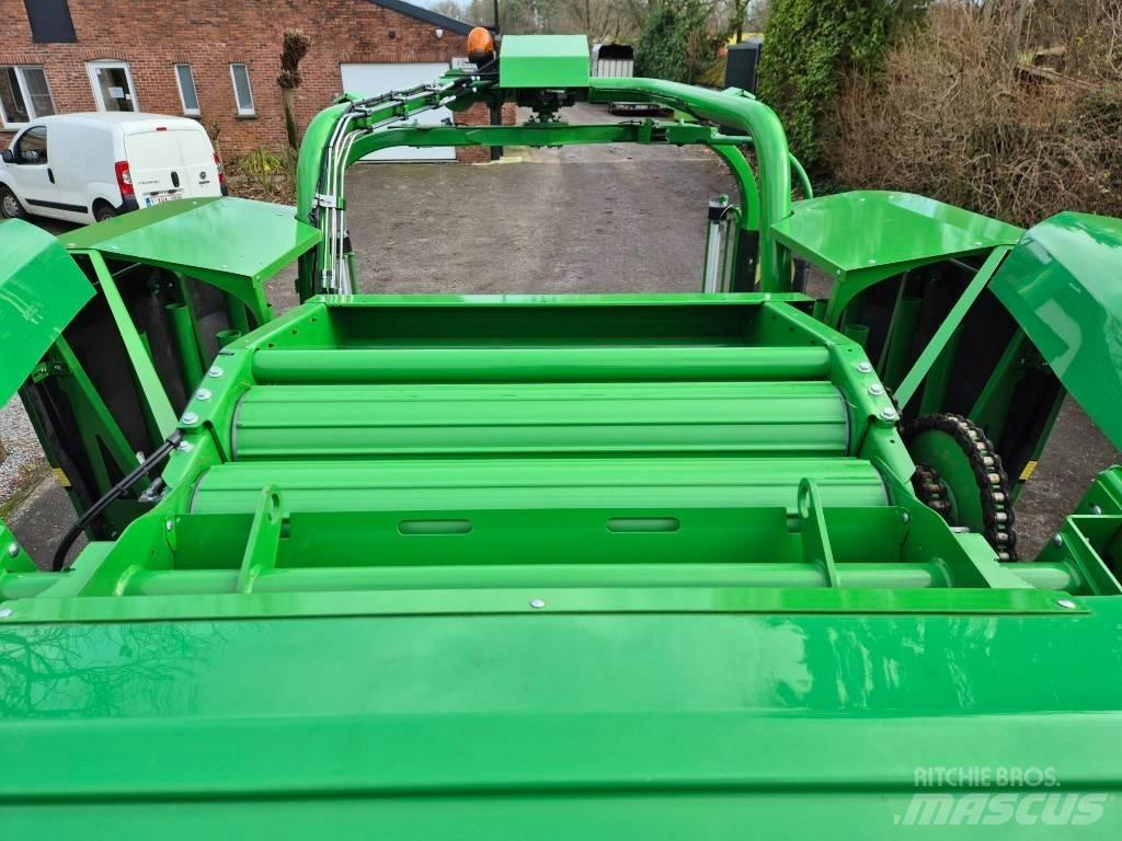 John Deere C441R Presse à balle ronde