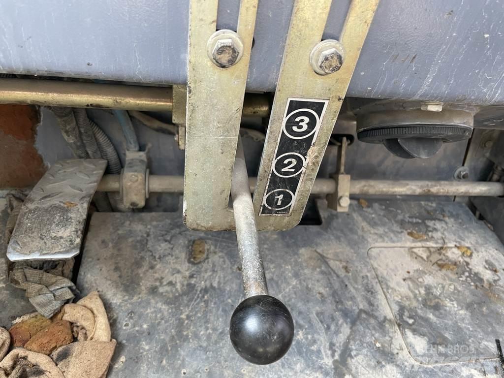 Hamm GRW 24 Rouleaux à pneumatiques