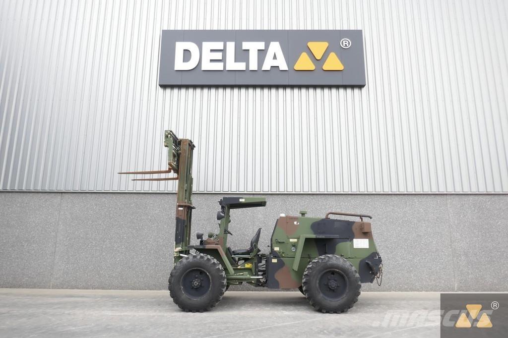 CASE M4K Ex-army Chariot tout terrain