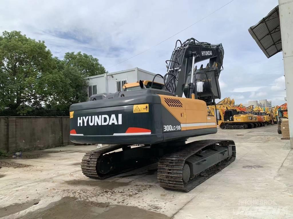 Hyundai R300LS-9S Pelle sur chenilles