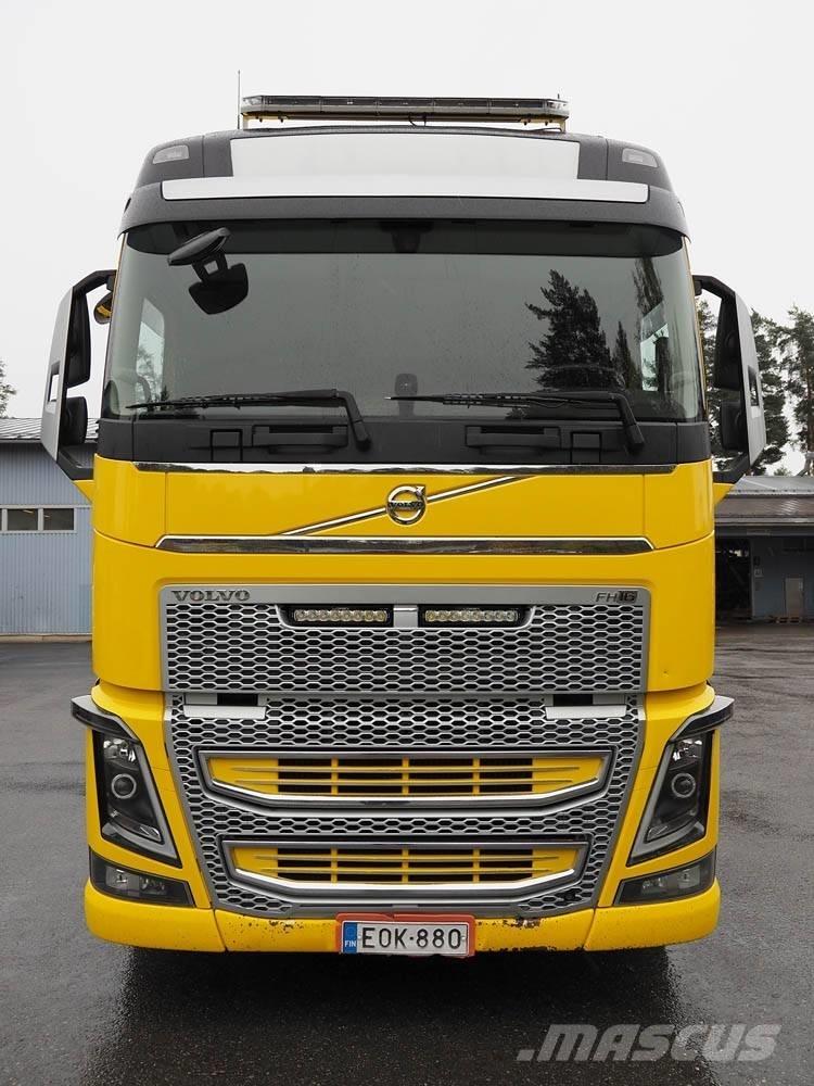 Volvo FH16 Camion pour copeaux de bois