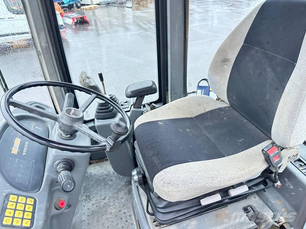 Volvo L30B Chargeuse sur pneus