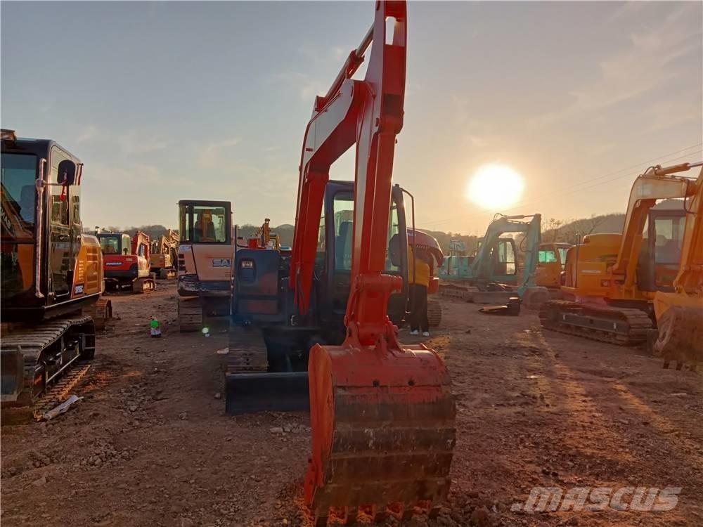 Hitachi ZX60 Mini pelle < 7t