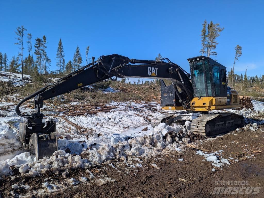 CAT 320 D FM Chargeuse forestière