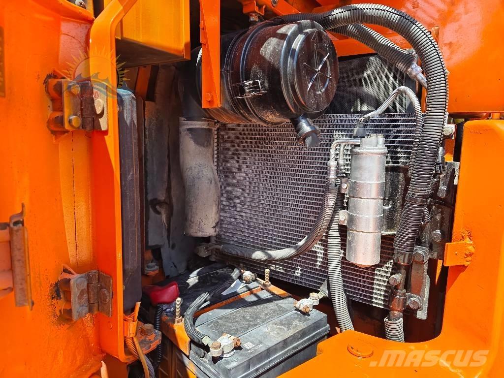 Hitachi ZX 75 Mini pelle 7t-12t