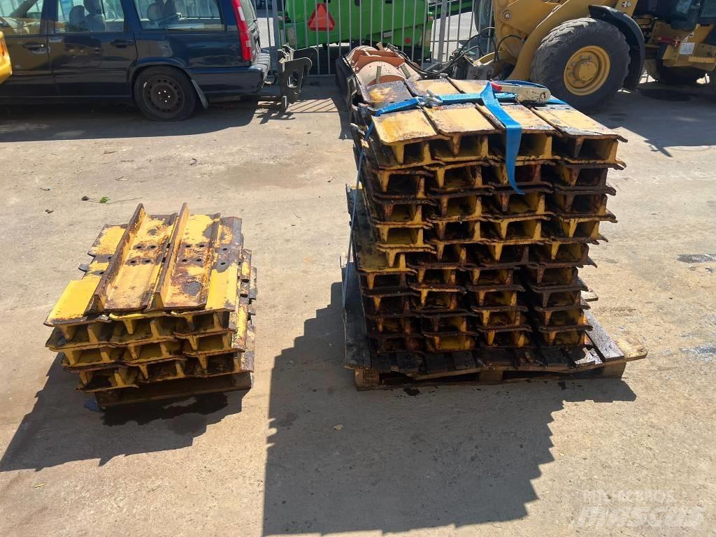 CAT D 6 Chenilles